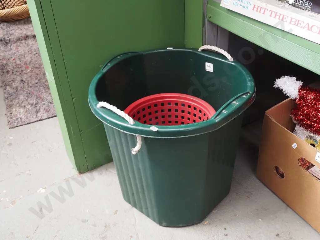green plastic bucket, red waste paper bucket Image 1++