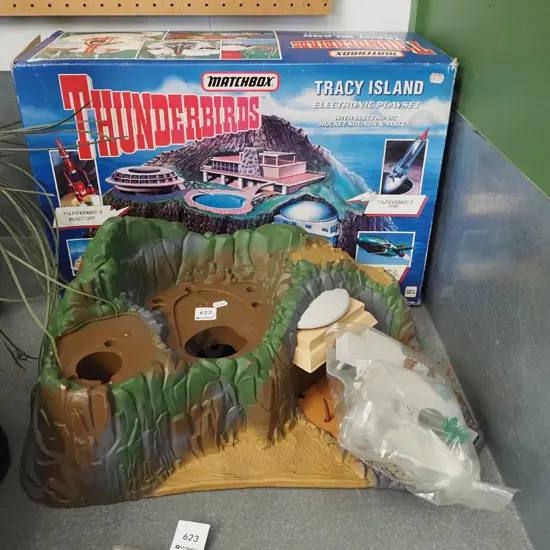 Matchbox Thunderbird Tracy Island kit - maybe incomplete