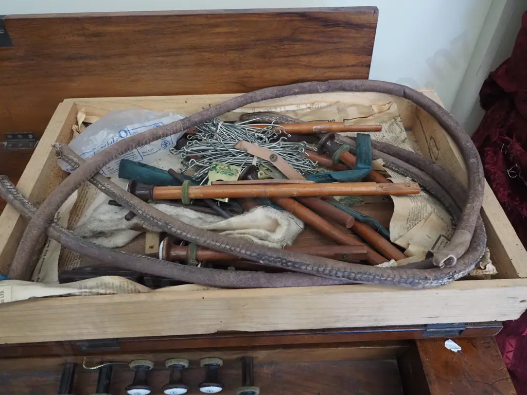 restorer's Victorian pump organ - has box of accessories - maybe incomplete - borer H1000 W1170 D600 Image 1++