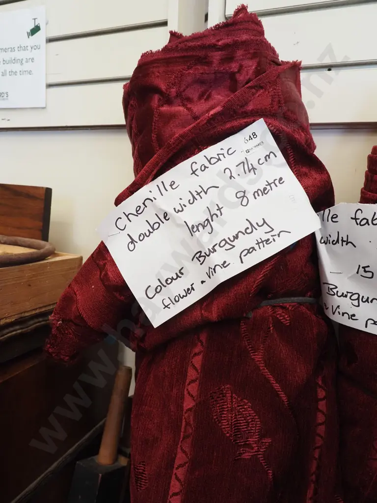 bolt of burgundy flower and vine patterned chenille fabric - Width 2.7m Length 8m Image 1++