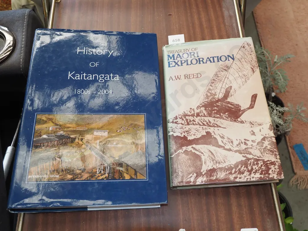 Kaitangata history book, exploration books Image 1++