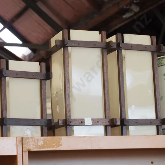 3x perspex and wood light shades H400