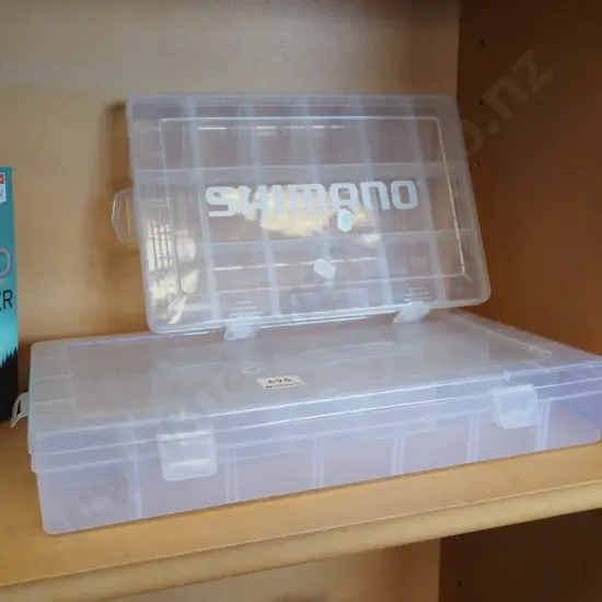 2x plastic organisers