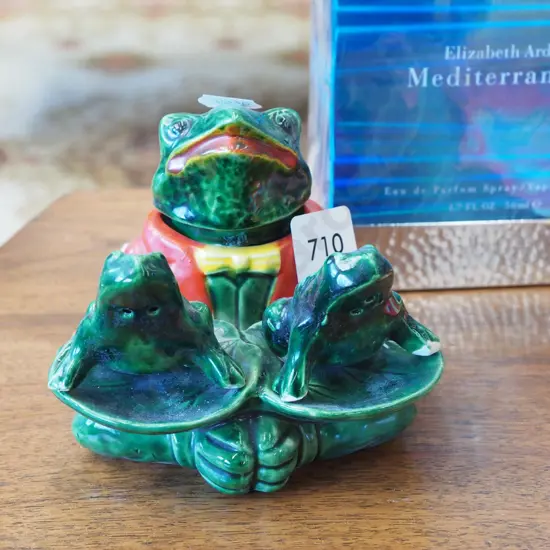 toad themed condiment set