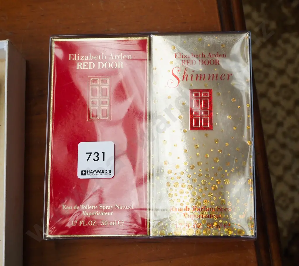 Elizabeth Arden 2 box set - Red Door eau de toilette 50ml, Red Door Shimmer eau de parfum 50ml Image 1++