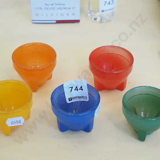 5x coloured glass egg cups