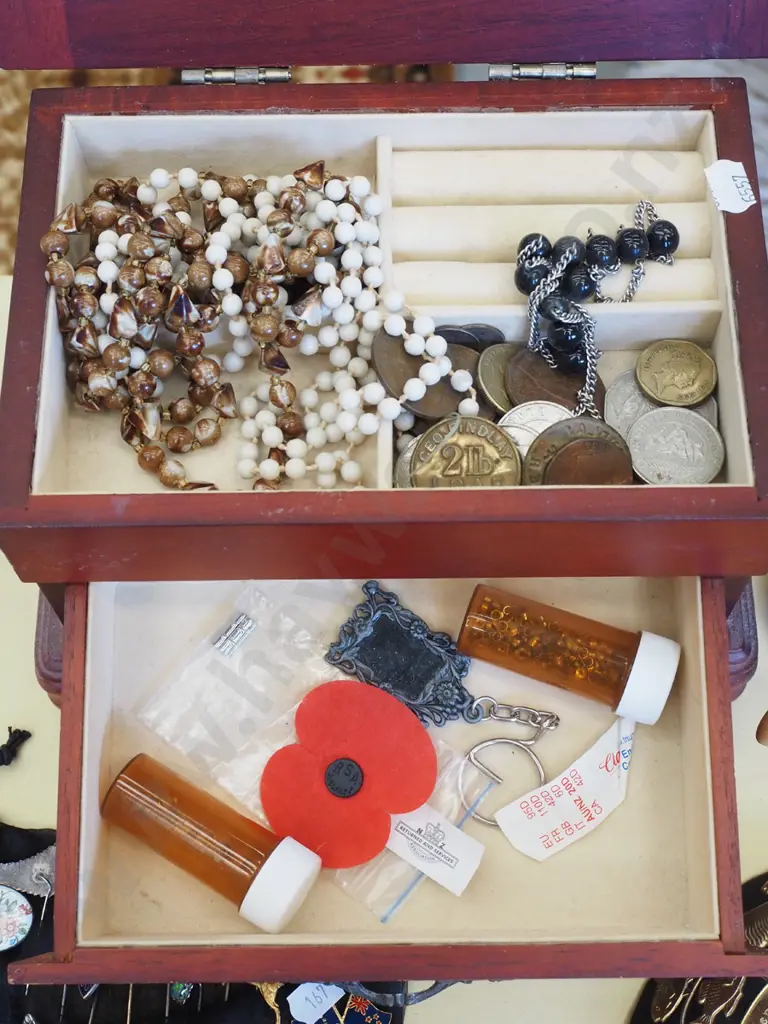 jewellery box; shell necklaces, coins etc Image 1++
