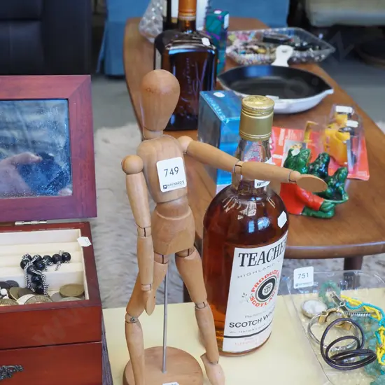 articulated artist's model