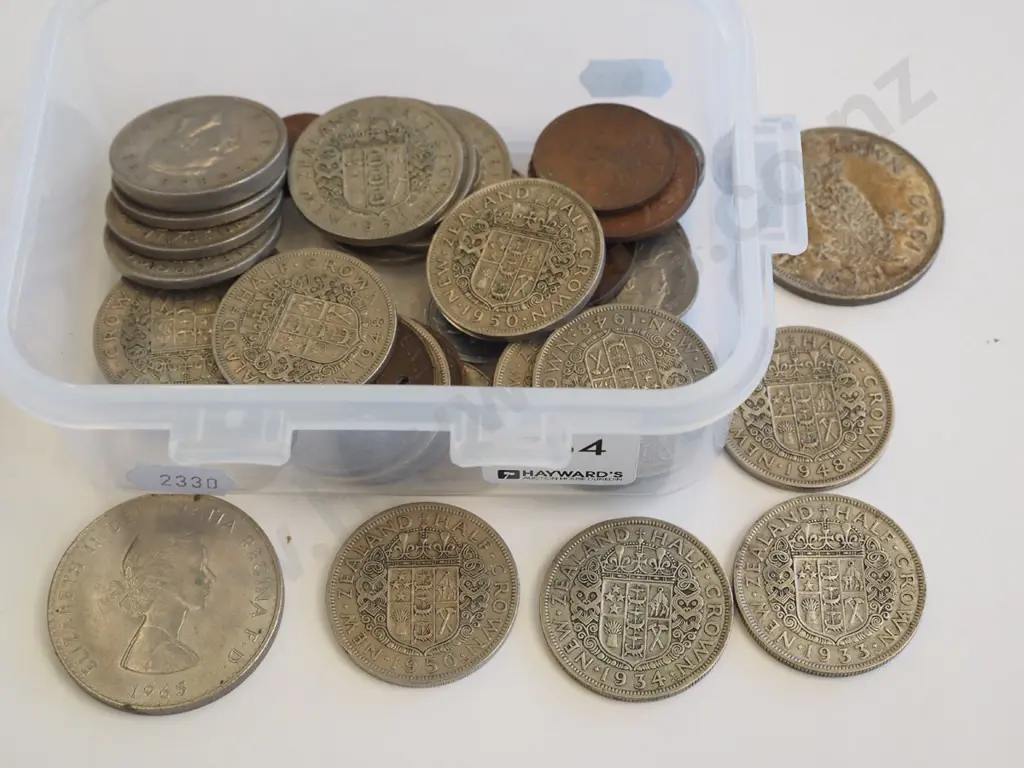 tub of coins Image 1++