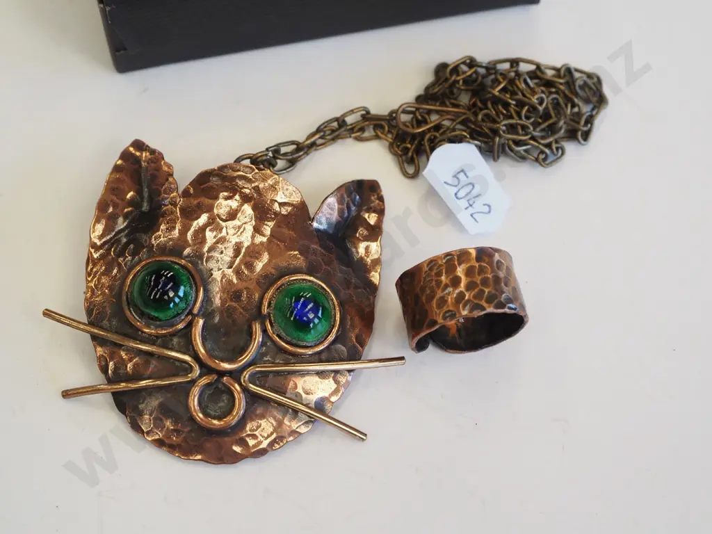 beaten copper cat pendant and ring Image 1++