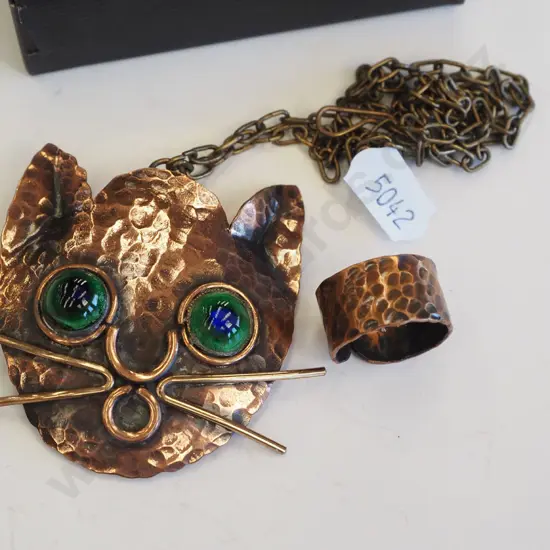 beaten copper cat pendant and ring