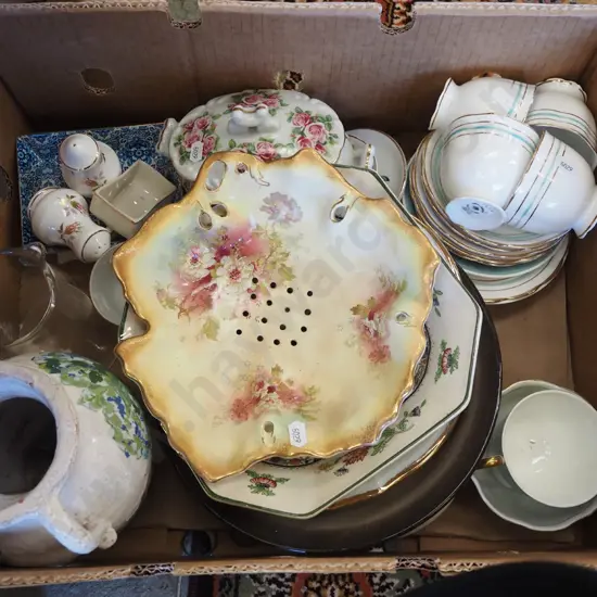 box; straining bowls, cups, saucer setc