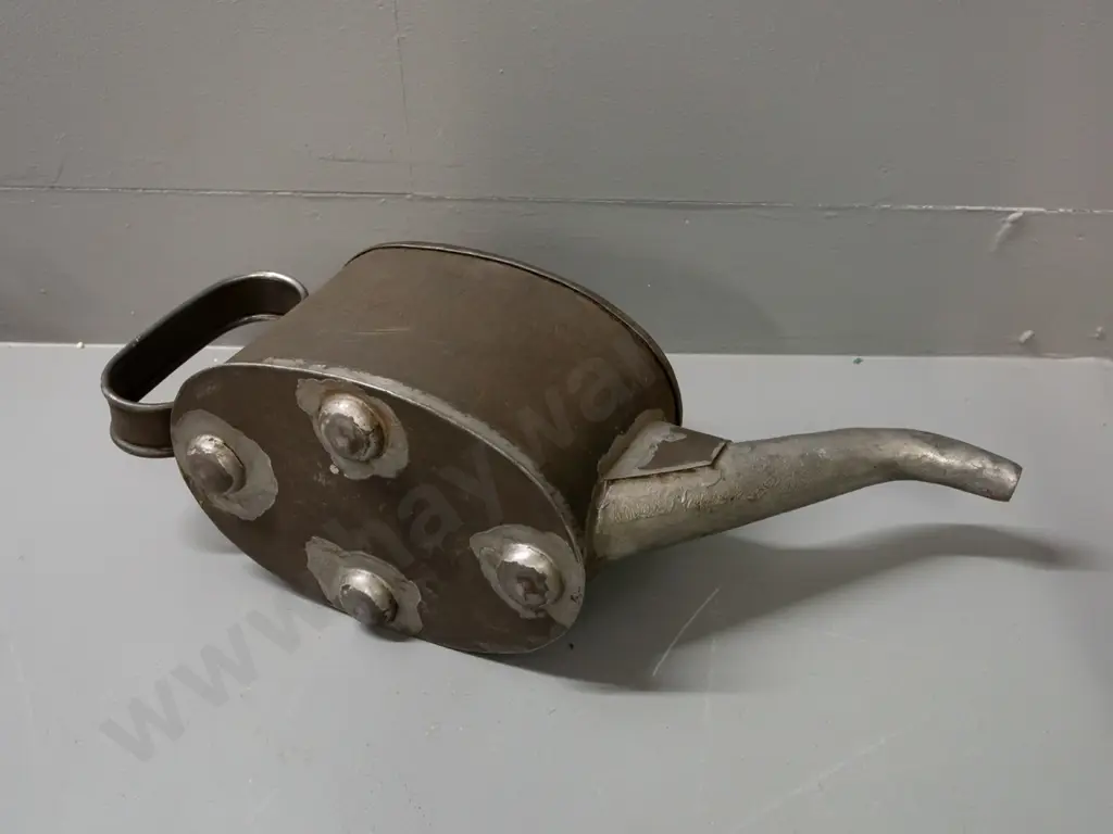 vintage NZR "coffee pot" oiler, hinged lid, NZR markings. H-160 L-385 Image 1++