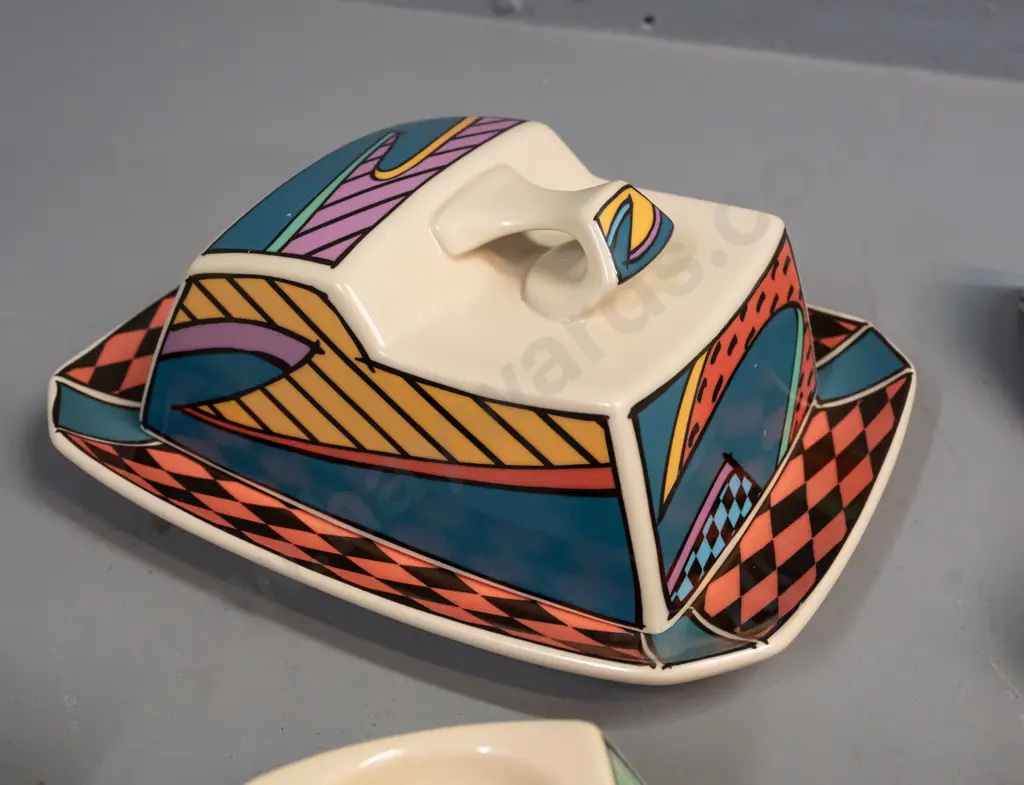 1980s Rosenthal Dorothy Hafner "Flash" pattern tableware - covered butter dish L-195 W-150 and 6 egg cups, 2 egg cups Image 1++