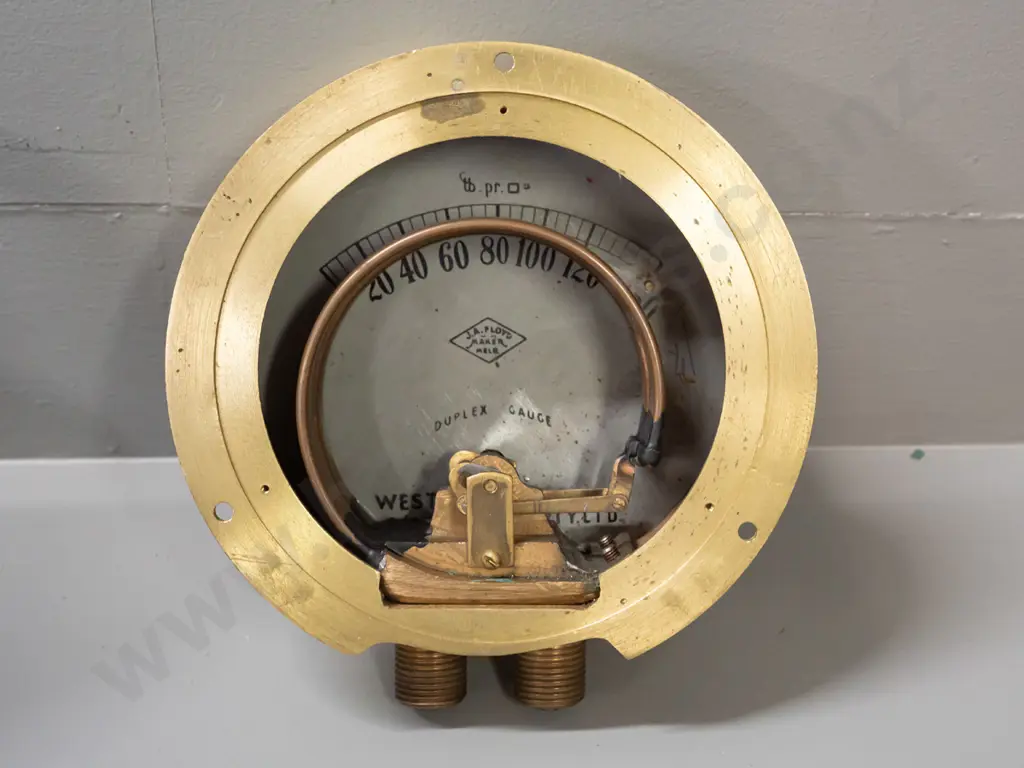 Vintage brass & glass pressure gauge, marked Westinghouse Brake [Australasia], apprentice school Hillside Image 1++