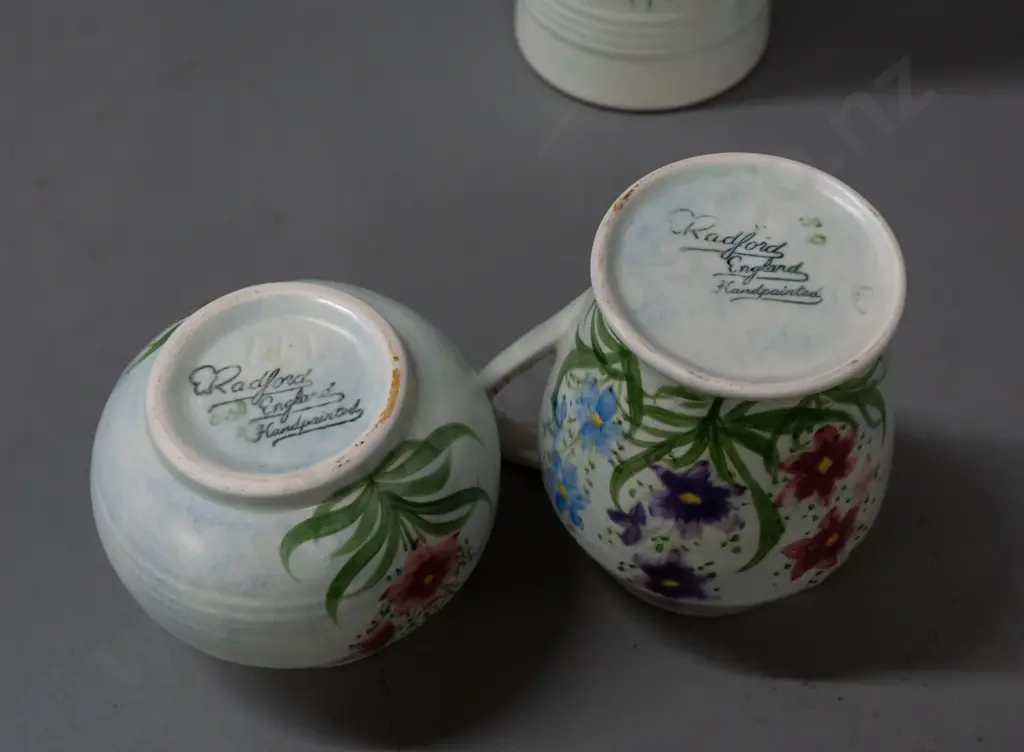 3 pieces of hand painted E. Radford English pottery - 2 jugs and a squat vase - largest is H-280 Image 1++