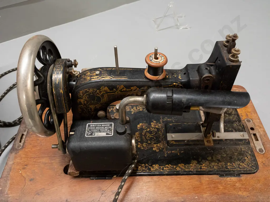 vintage German Frister & Rossmann sewing machine with British made electric motor, with switch pedal, in walnut veneered Image 1++