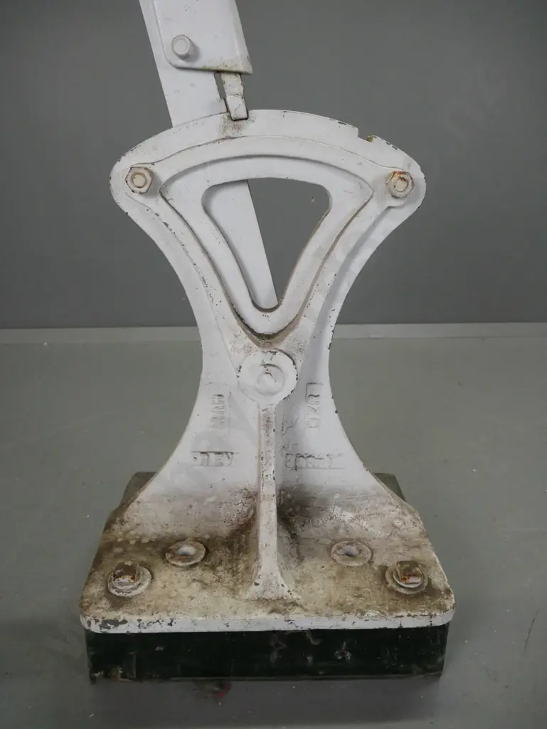 vintage cast iron railway points manual switch with markings "NZR HW" and "R.B. Plate" - repainted, some corrosion and Image 1++