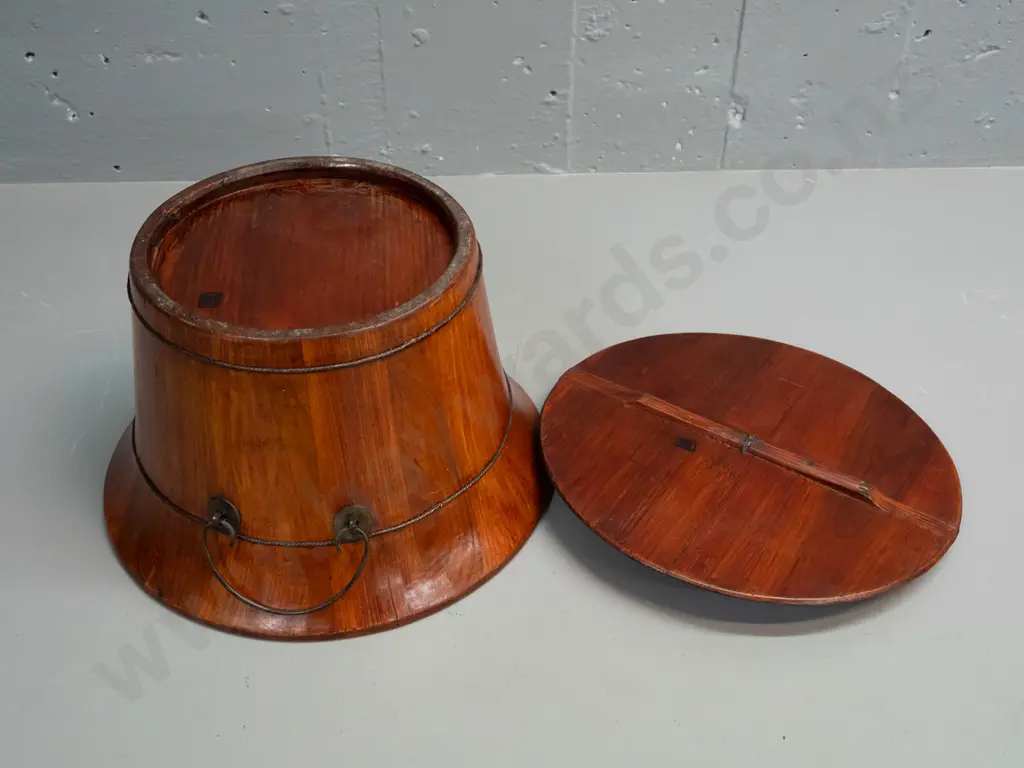 Chinese round food or storage container with flared top and lift out lid, plaited brass strapping and brass handles, has Image 1++