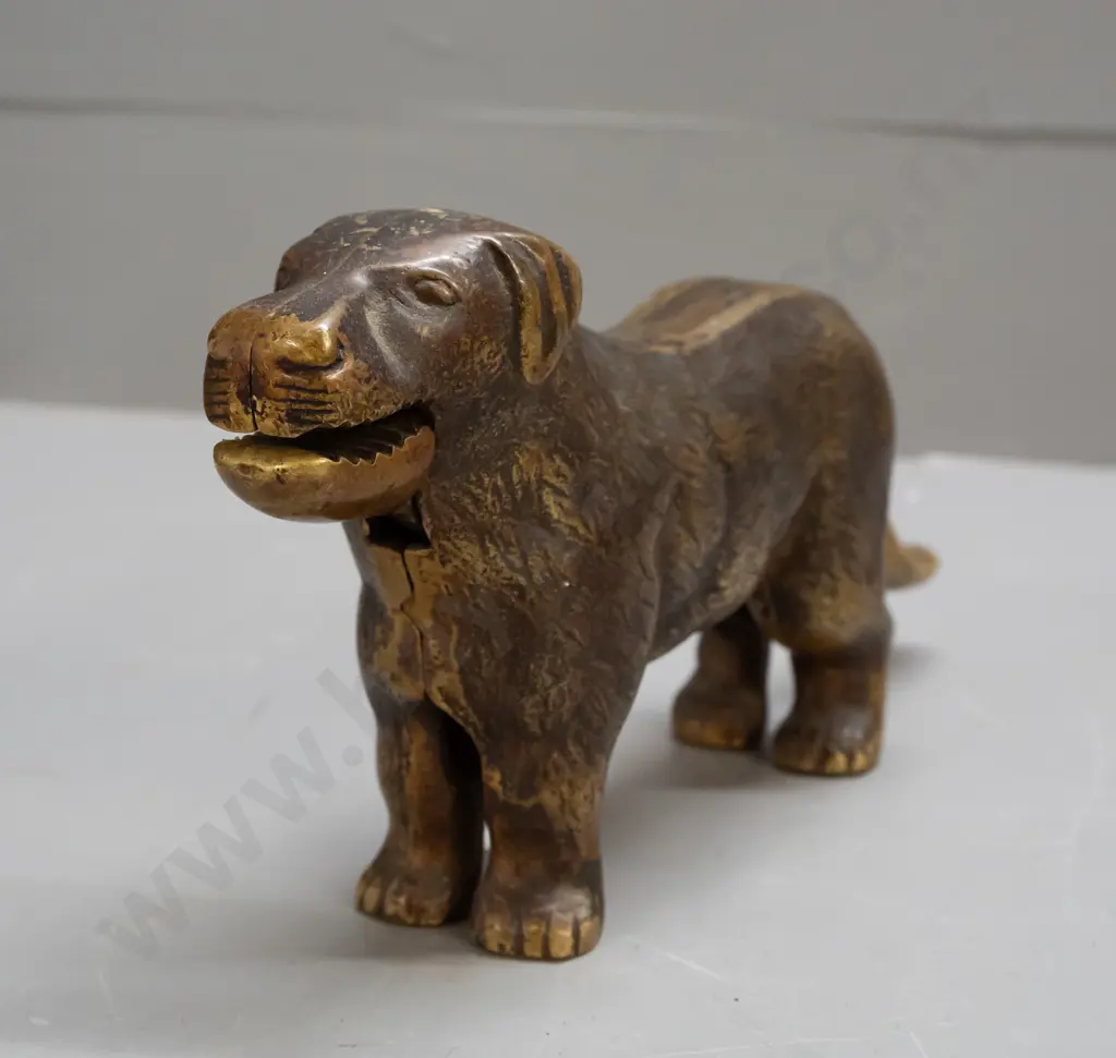 vintage heavy solid brass dog-shaped nutcracker. H-125 L-260 Image 1++
