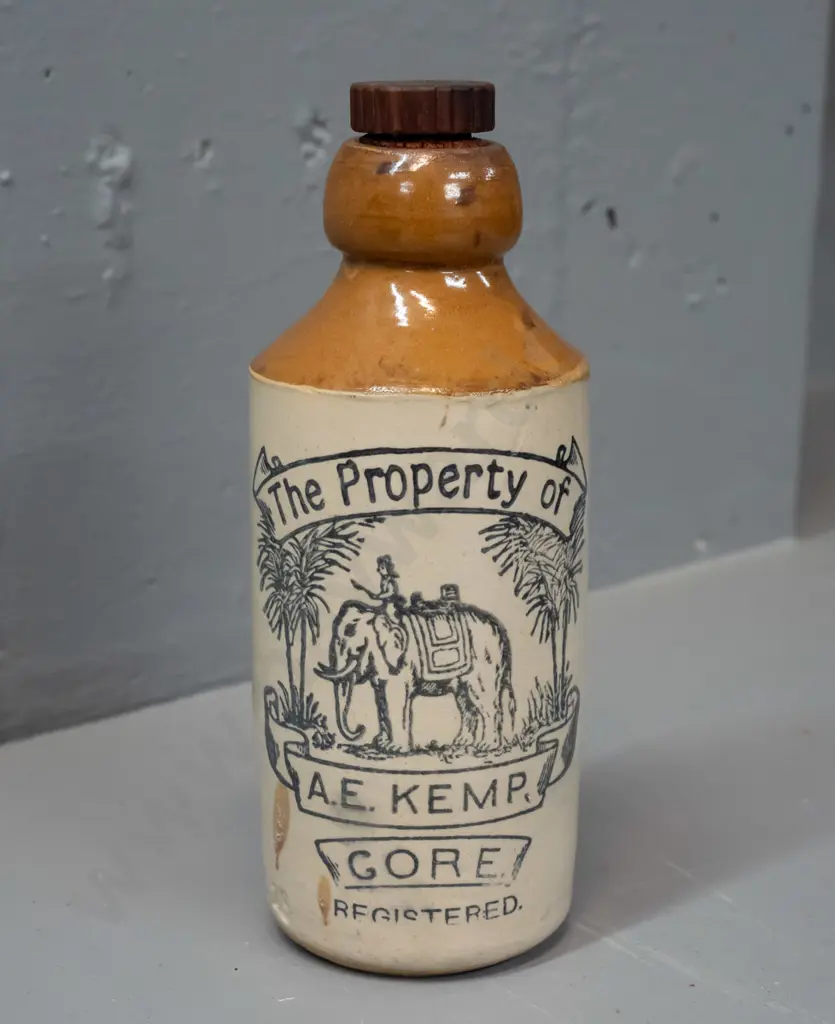 vintage ginger beer bottle with threaded stopper - A.E. Kemp, Gore - with elephant logo, stamped 18 near base H-185 Image 1++