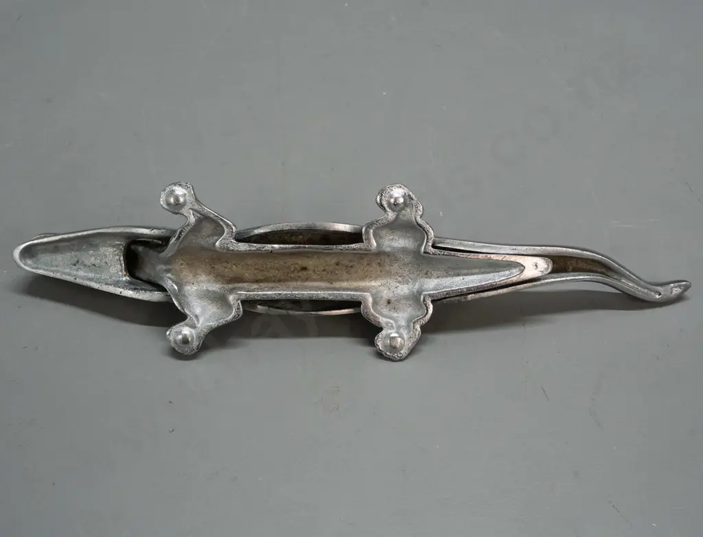 large chrome crocodile nutcracker L-390 Image 1++
