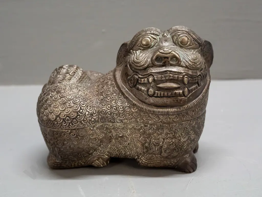 Cambodian silver betel nut box in shape of a foo dog - no silver marks, unsure of composition H-100 L-120 Image 1++