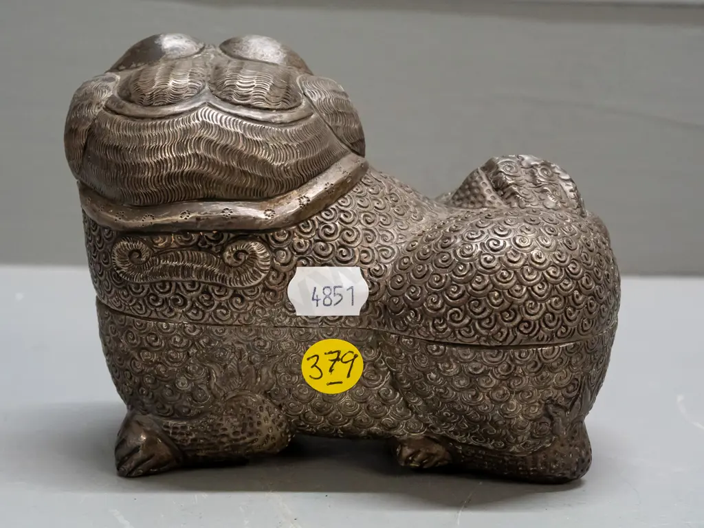 Cambodian silver betel nut box in shape of a foo dog - no silver marks, unsure of composition H-100 L-120 Image 1++