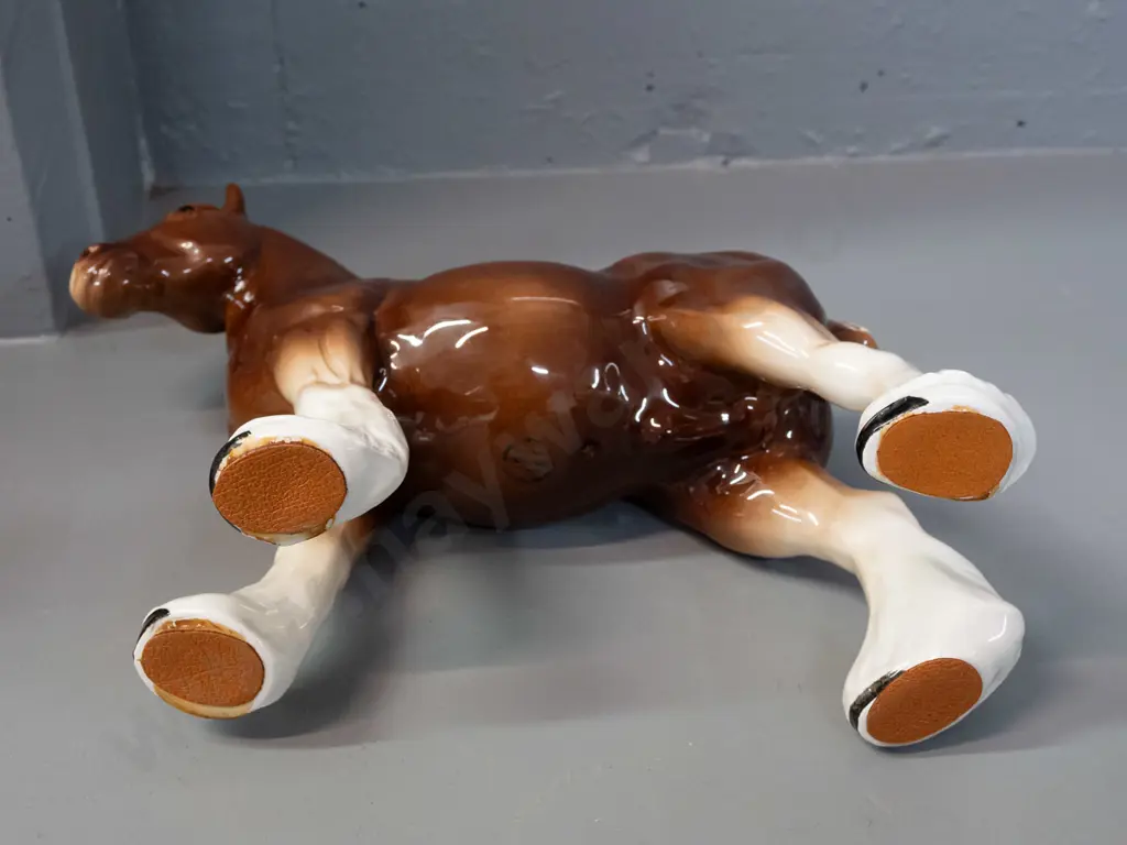 English shire horse figurine - Beswick? hard to read mark, has vinyl pads glued to hooves H-250 L-290 Image 1++