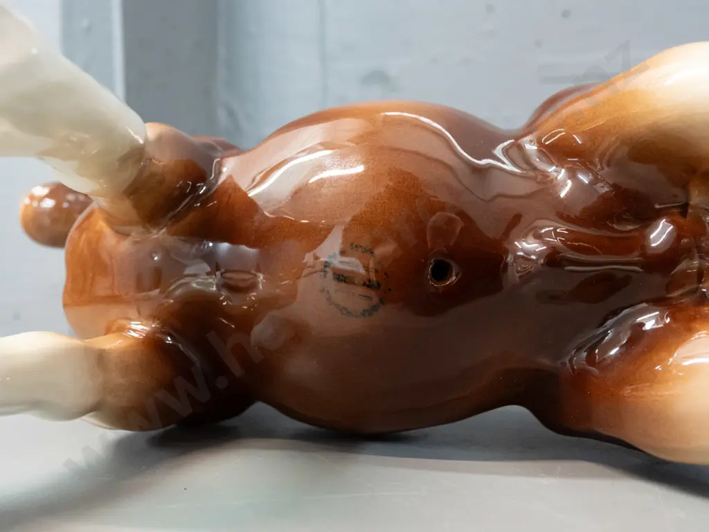 English shire horse figurine - Beswick? hard to read mark, has vinyl pads glued to hooves H-250 L-290 Image 1++