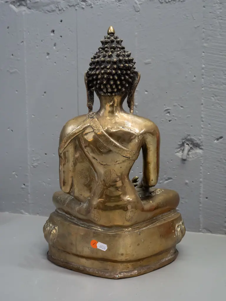 large hollow cast brass seated Buddha - some age wear and minor discolouration H-390 W-270 at base Image 1++