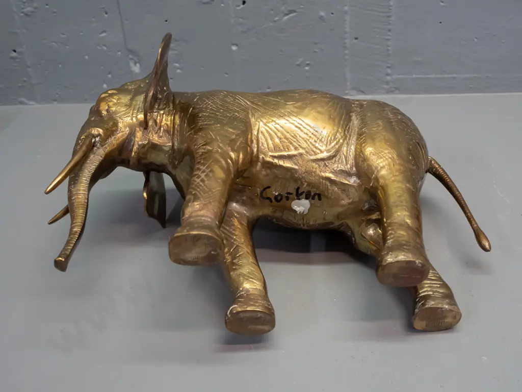 large hollow cast brass elephant - minor age wear and discolouration H-250 L-335 Image 1++