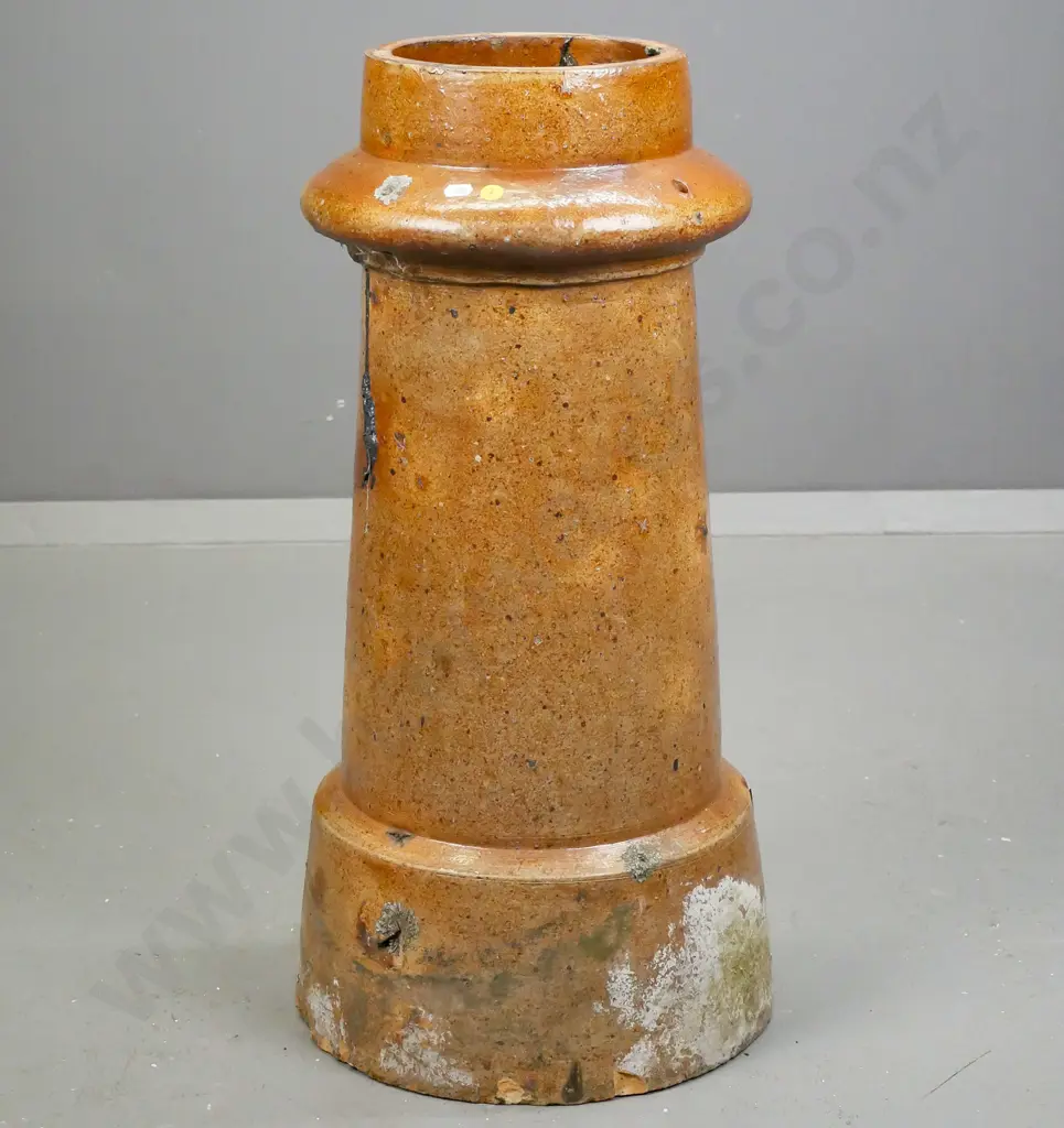 vintage salt glaze chimney pot - some chipping and paint and/or plaster residue around base H-680 Image 1++