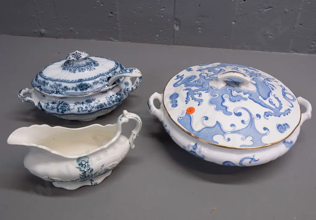 3 vintage china serving items -  Royal Staffordshire Burslem "Festoon" lidded tureen with ladle, a Worcester lidded vege Image 1++