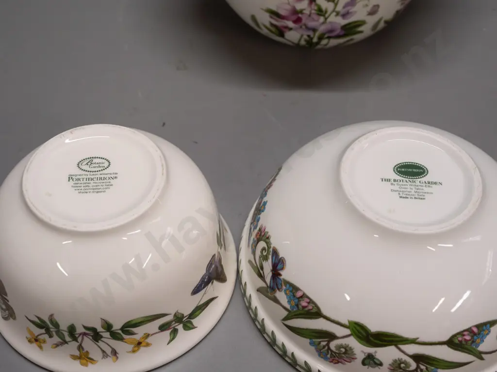 Portmeirion Botanic Garden items - 3 bowls, one with pouring spout and angled base H-95 L-220 Image 1++