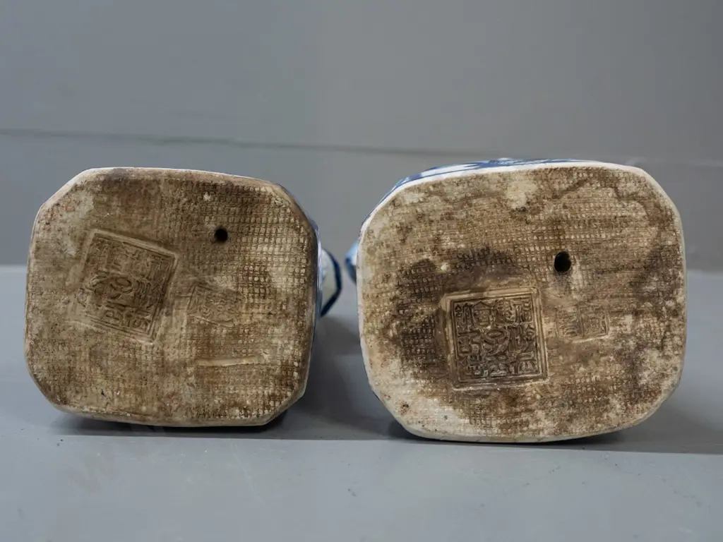 pair of Chinese blue and white figures - male and female - taller is H-380 Image 1++