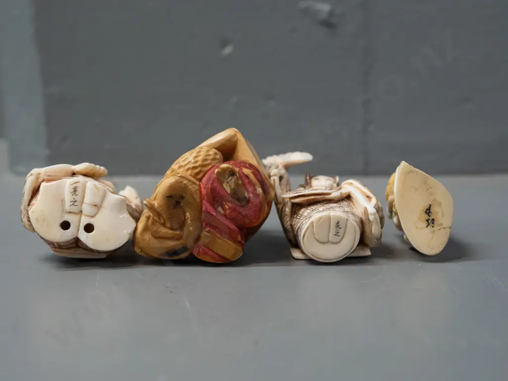 4 faux ivory or bone figures and/or netsuke Image 1++