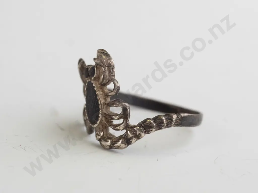 sterling silver scorpion ring size T Image 1++
