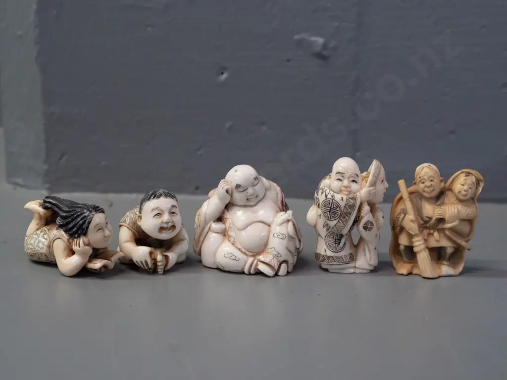 5 faux ivory or bone figures and/or netsuke Image 1++