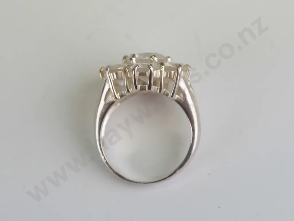 cz sterling silver ring  - size N Image 1++