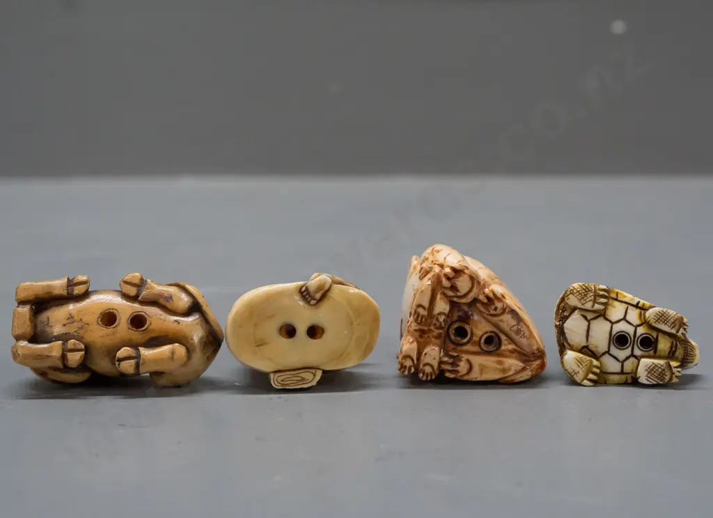 4 faux ivory or bone figures and/or netsuke - animals and mythical beasts Image 1++