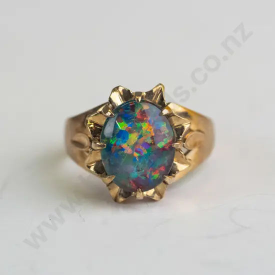 9ct gold opal triplex ring 3.8gms  - size N.5