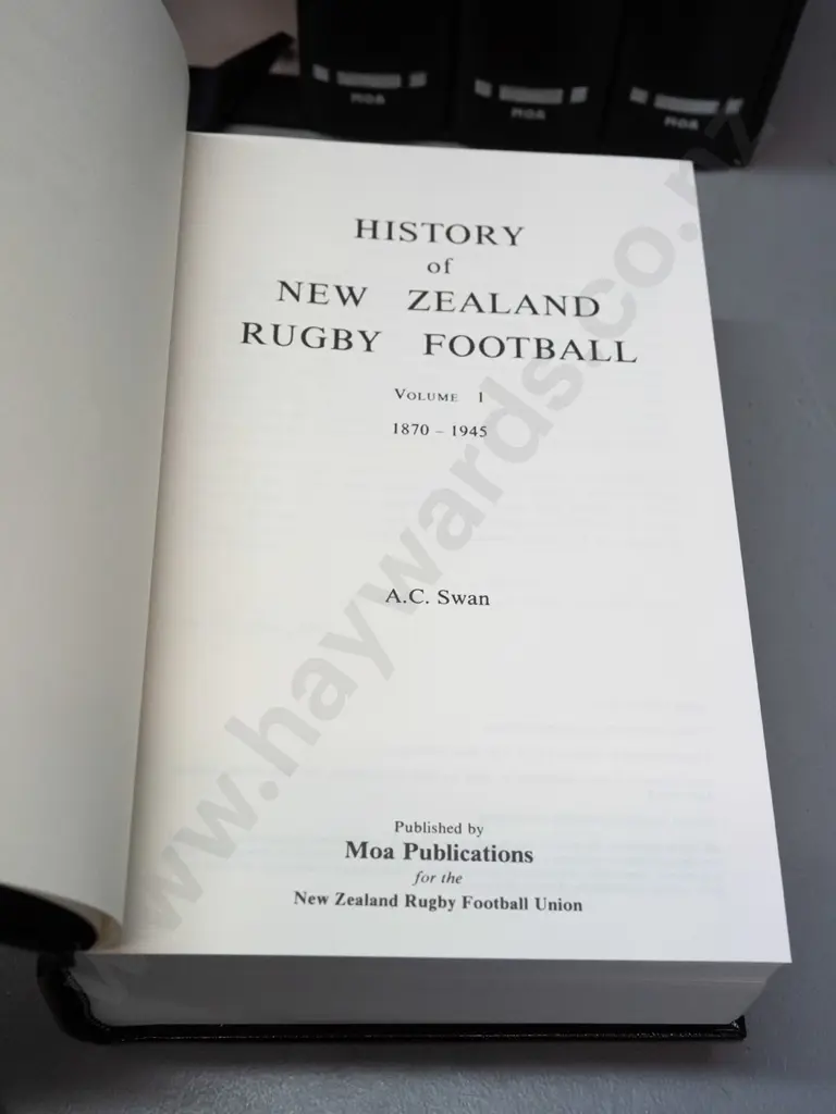 4- volume slip-cased set - The History of New Zealand Rugby Football from 1870 to 1991 - deluxe limited edition, number Image 1++