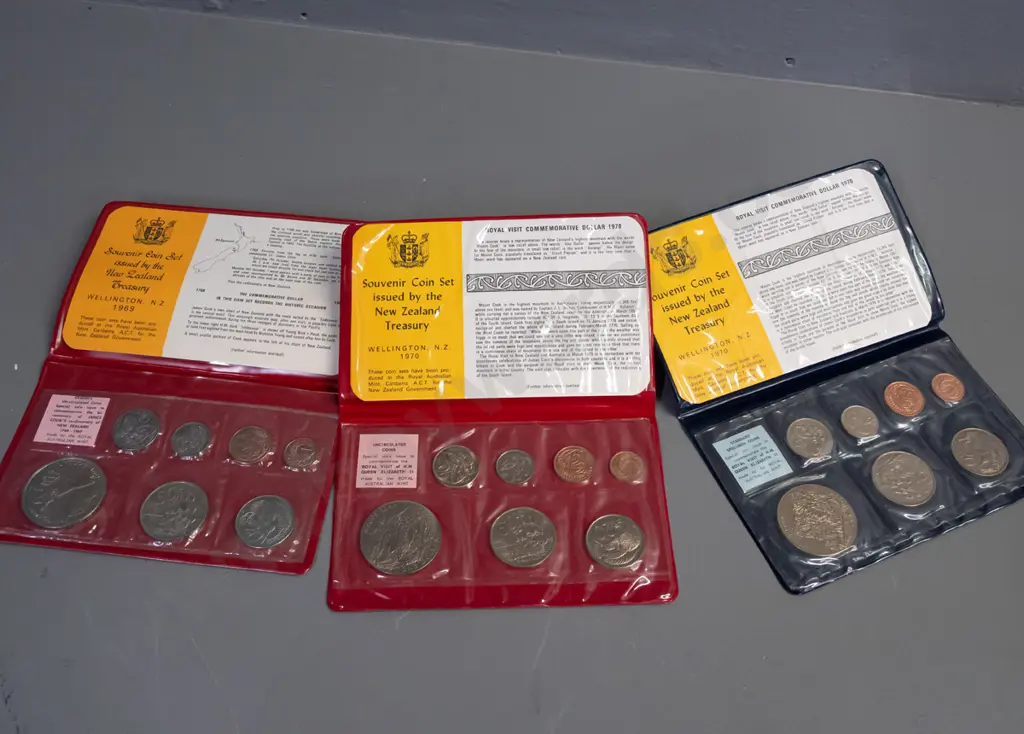 3x New Zealand souvenir coin sets: 1969 Cook, 1970 Royal Visit uncirculated, 1970 Royal Visit standard specimen Image 1++