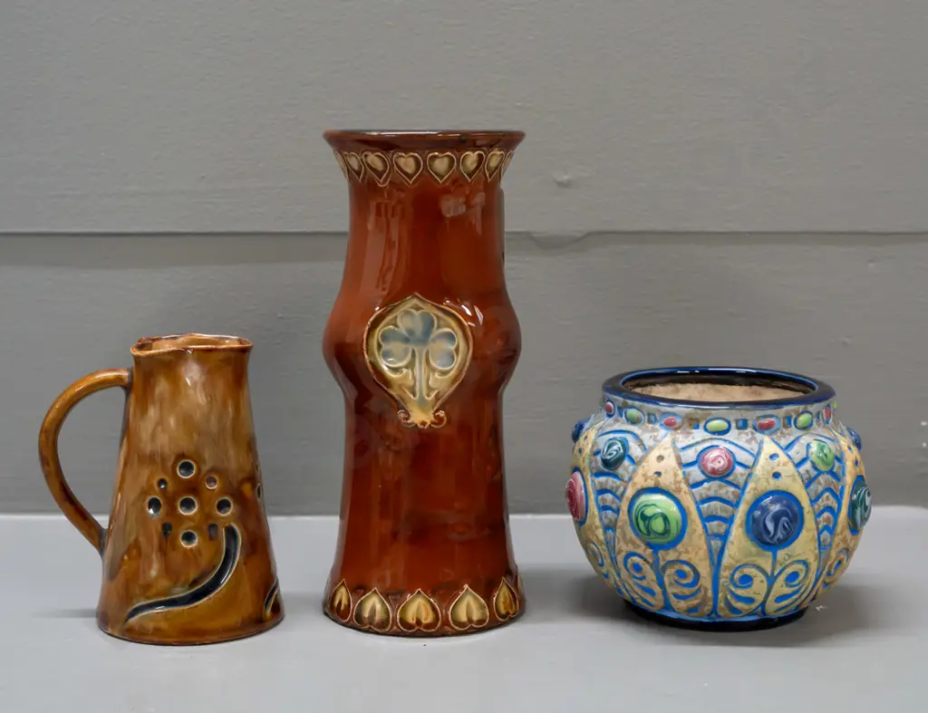 2 small Royal Dolton stoneware vases - taller is H-150 - and an Imperial Amphora pot Image 1++