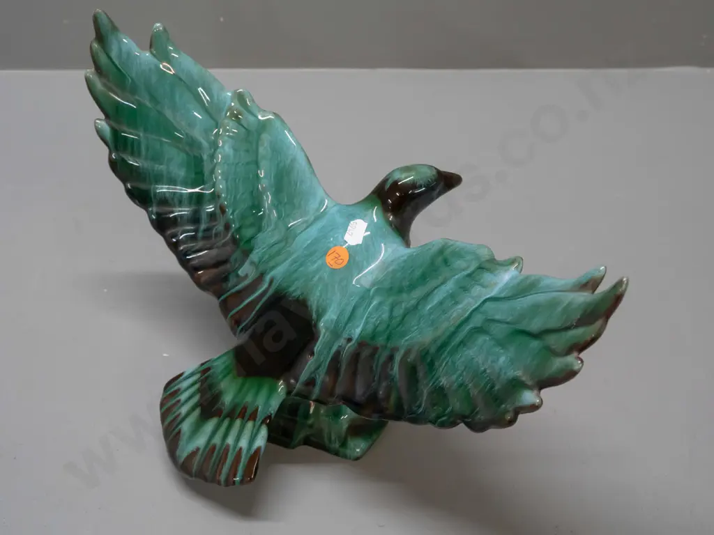 Blue Mountain pottery eagle with spread wings H-210 W-360 across wings Image 1++