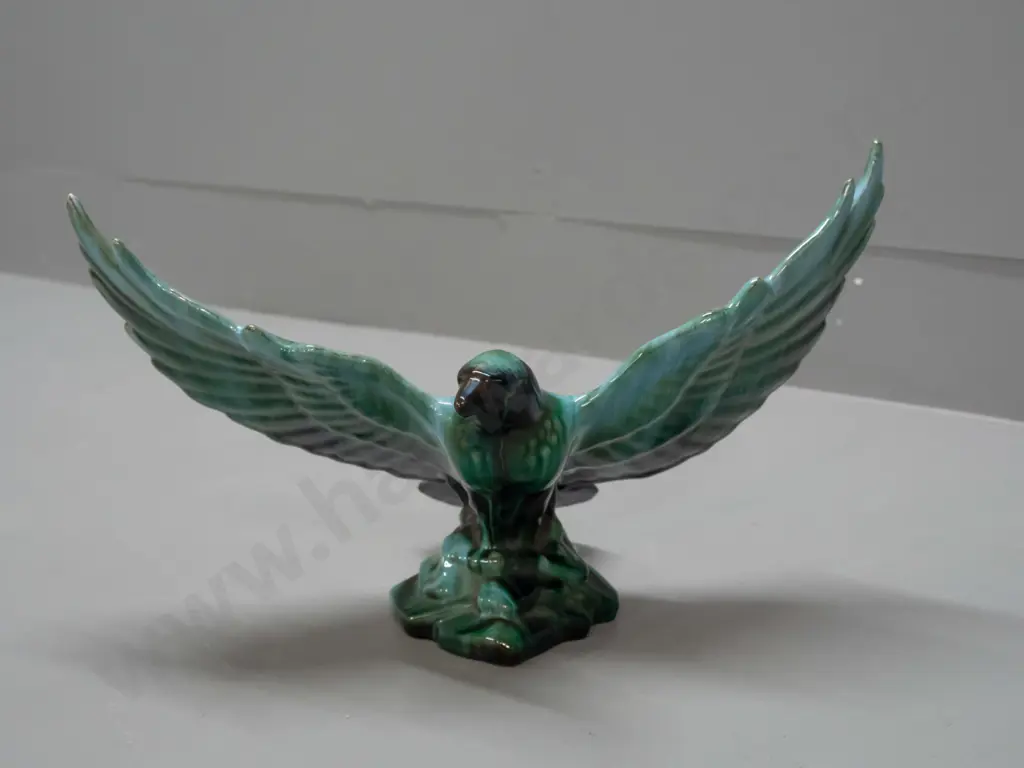 Blue Mountain pottery eagle with spread wings H-210 W-360 across wings Image 1++