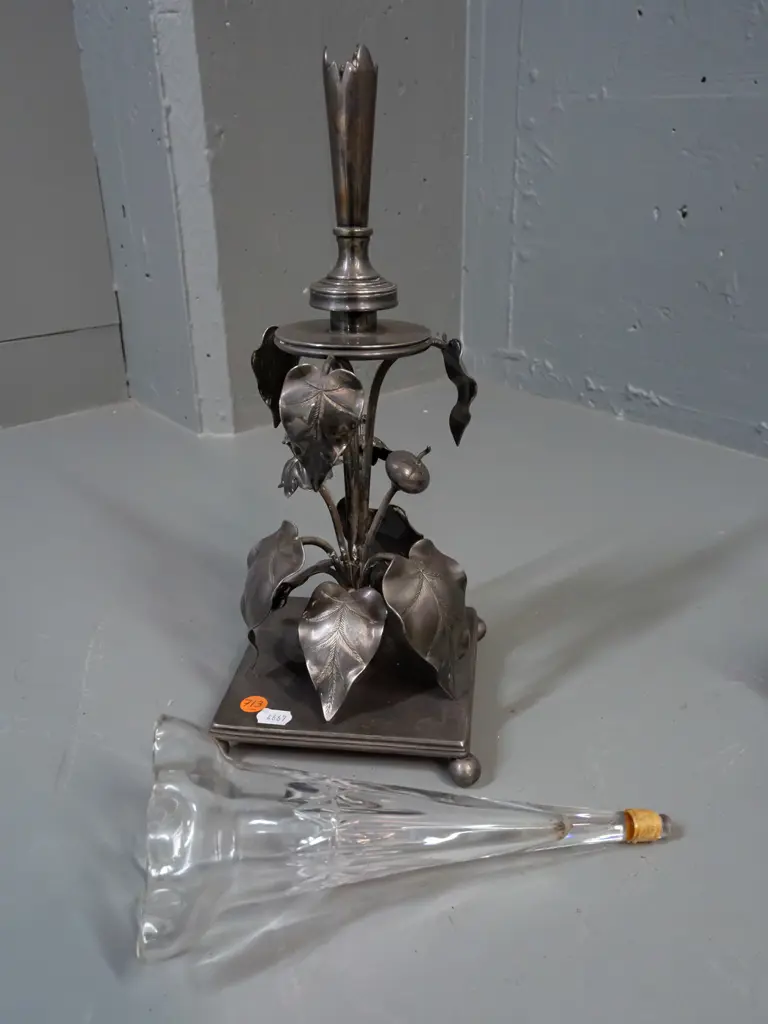 Victorian single cut glass epergne in silver-plated foliate motif base H-490 Base 135 x 135 Image 1++