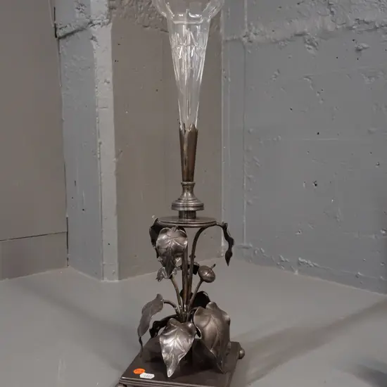 Victorian single cut glass epergne in silver-plated foliate motif base H-490 Base 135 x 135