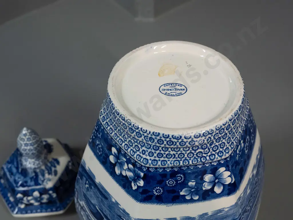 Copeland Spode's Tower hexagonal lidded urn H-410 Image 1++